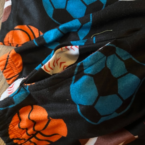 Boys pajama pants size 6/7 NWOT - Picture 4 of 8